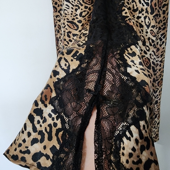 Victoria's Secret leopard and lace slip dress - Picture 7 of 7